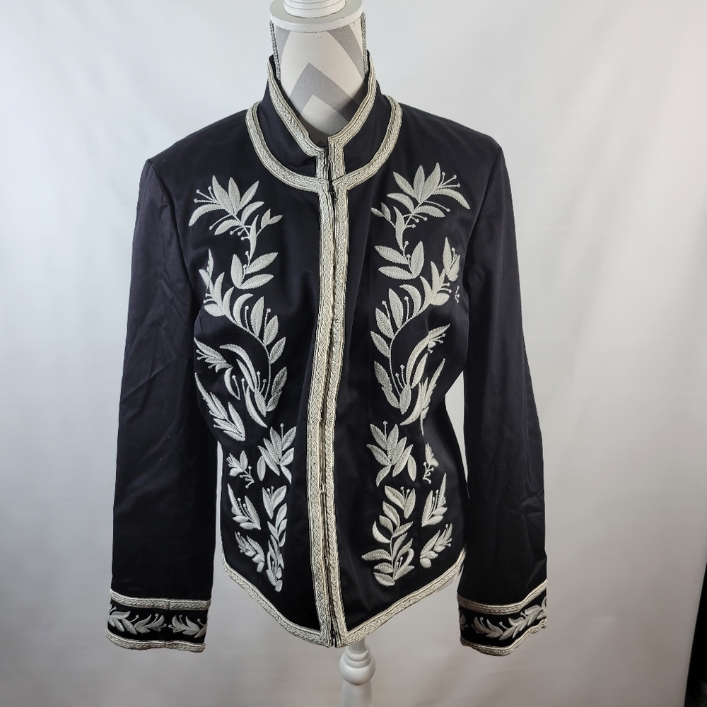 Debbie Shuchat Embroidered Jacket /Blazer Hook closures Size 16 Black 97% Cotton - Picture 1 of 16